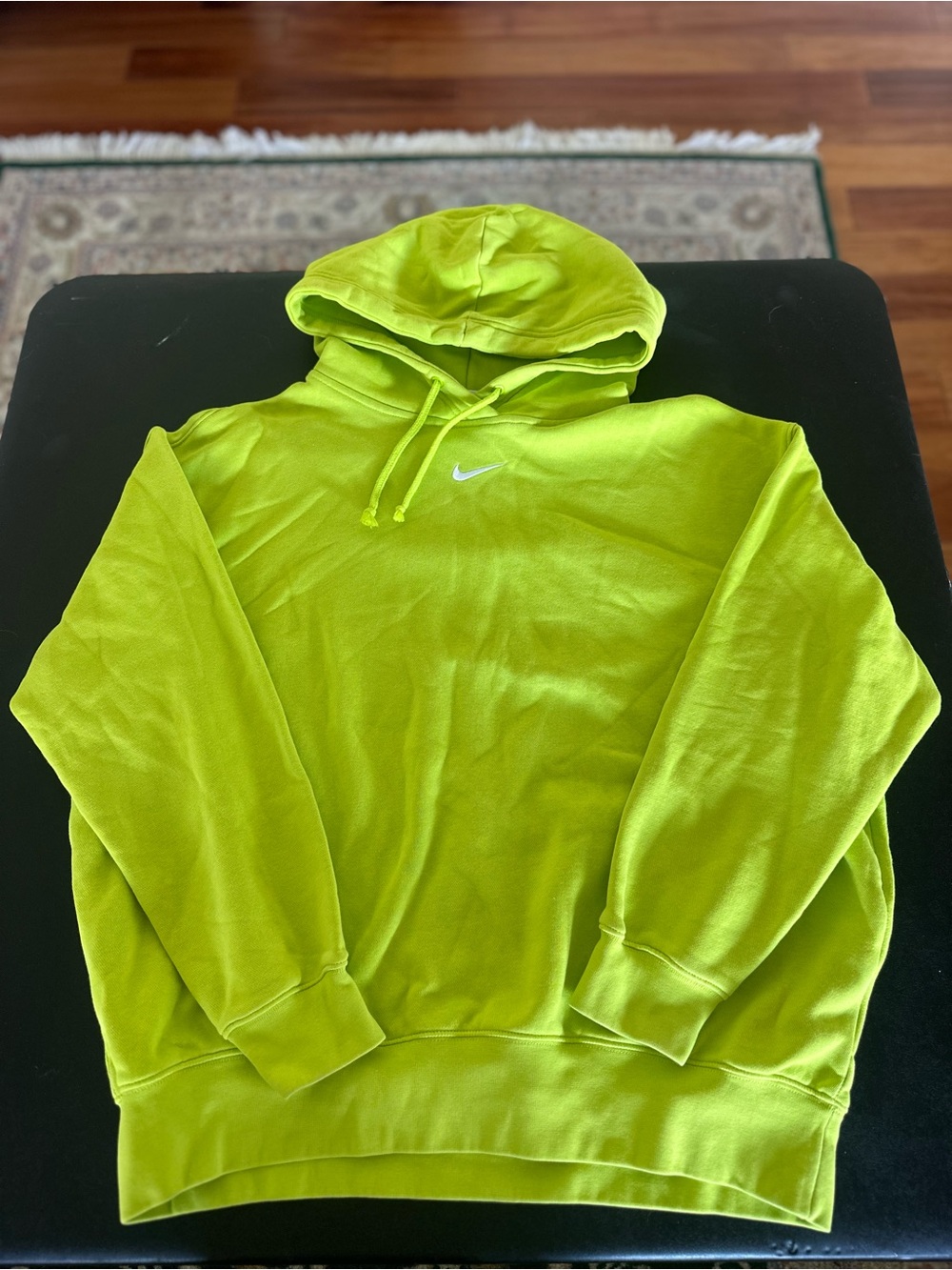 Nike Men's Lime Green Center Swoosg Pullover Hoodie Sweatshirt Large